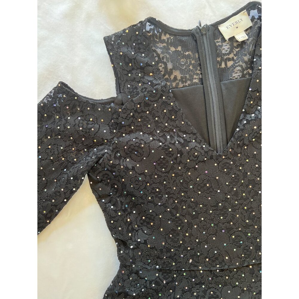 Black Lace Cold Shoulder Dress With Rhinestone Detail Scalloped Hem & Zipper Clo - Picture 4 of 6